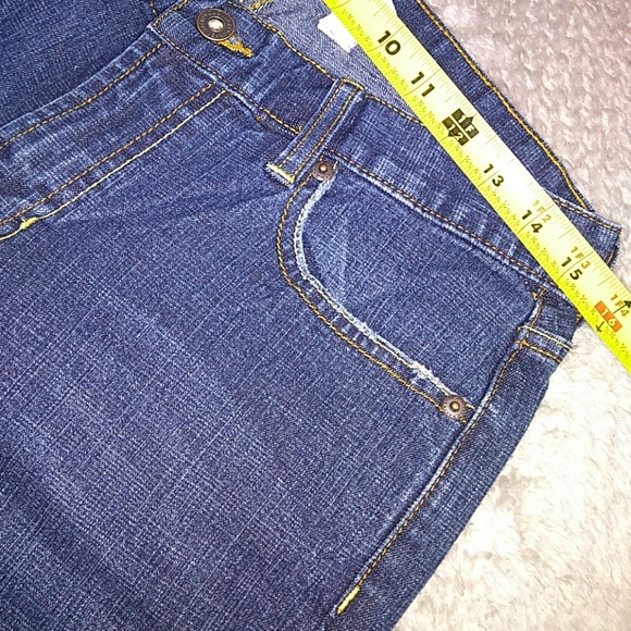 Old Navy ~ Classic Dark Wash Stretch Jeans {6S} - Picture 4 of 8